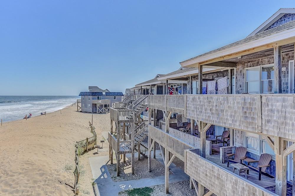 Lighthouse View Oceanfront Lodging photo 11