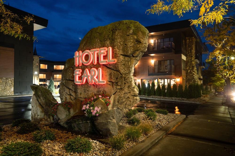The Earl photo 13