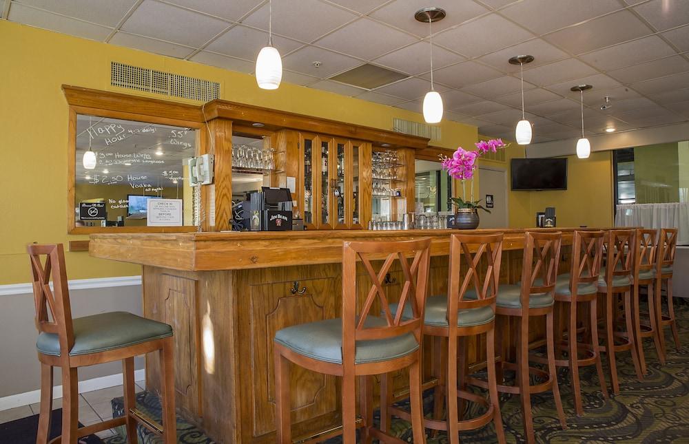 Grande Shores Ocean Resort photo 61