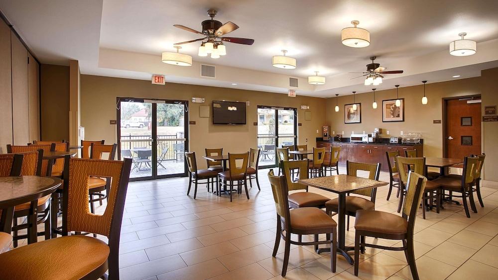 Best Western Plus Desoto Inn & Suites photo 26