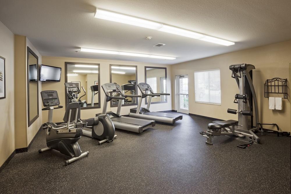 Candlewood Suites College Station At University by IHG photo 13