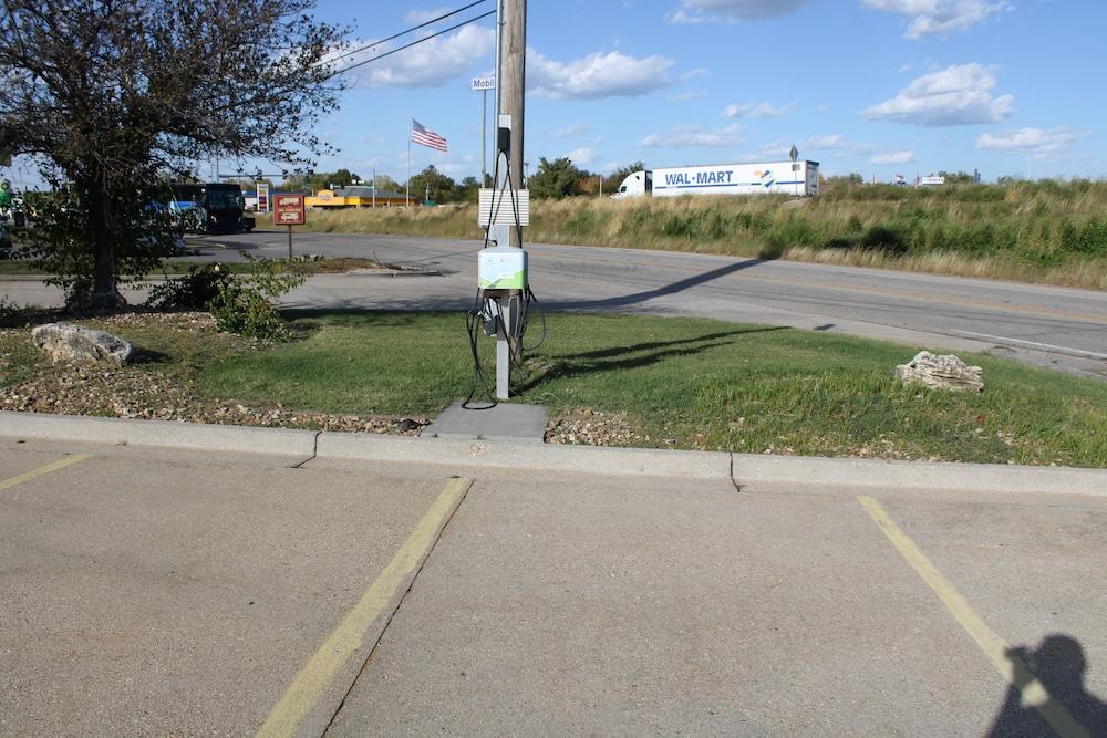 Greenlight Inn & Suites photo 19