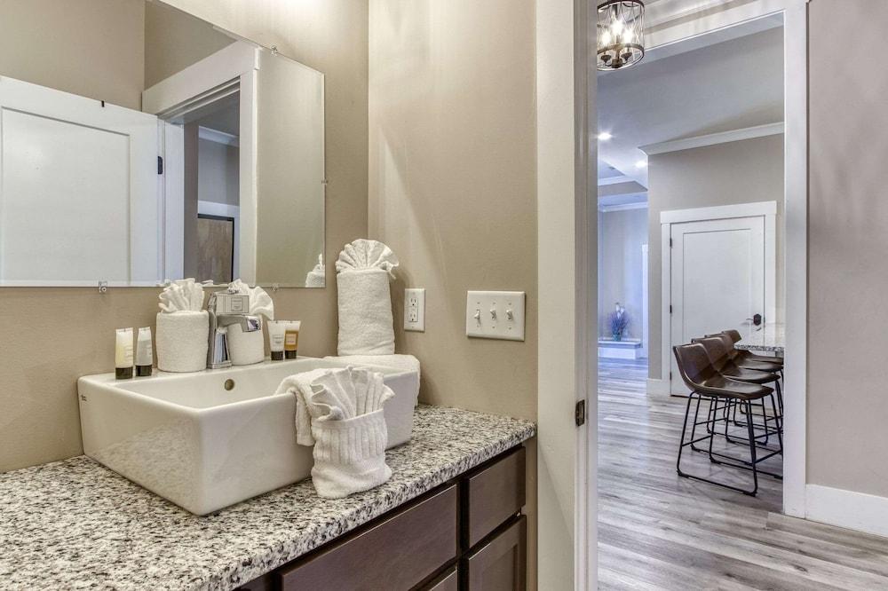 The Historic Central Hotel, a New Hotel Collection Property photo 17