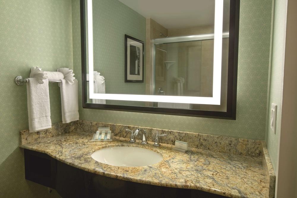Hilton Garden Inn Washington DC/U.S. Capitol photo 38