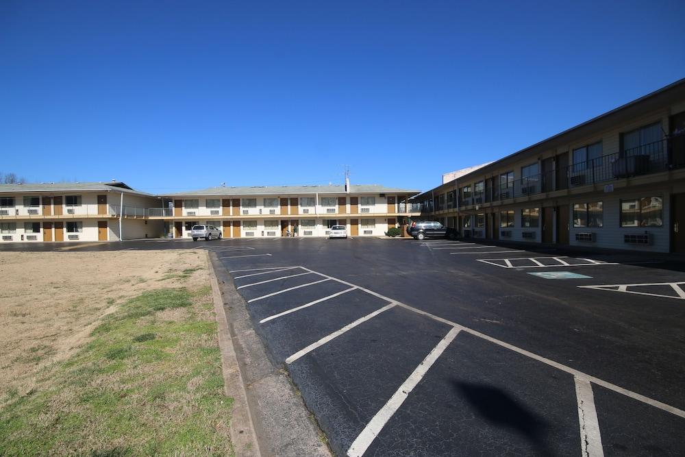 Royal Inn Charlotte Airport Hotel photo 11