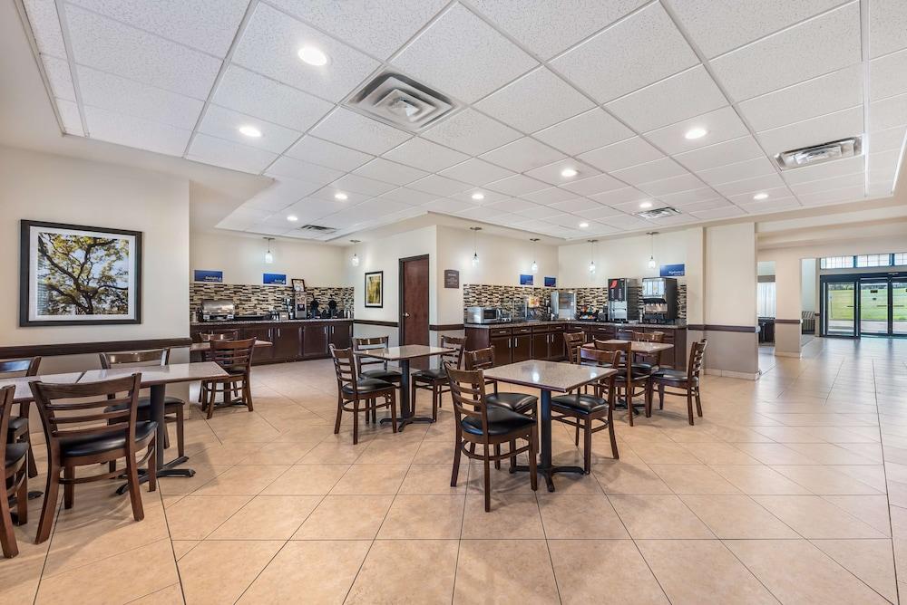 Best Western La Grange Inn & Suites photo 20