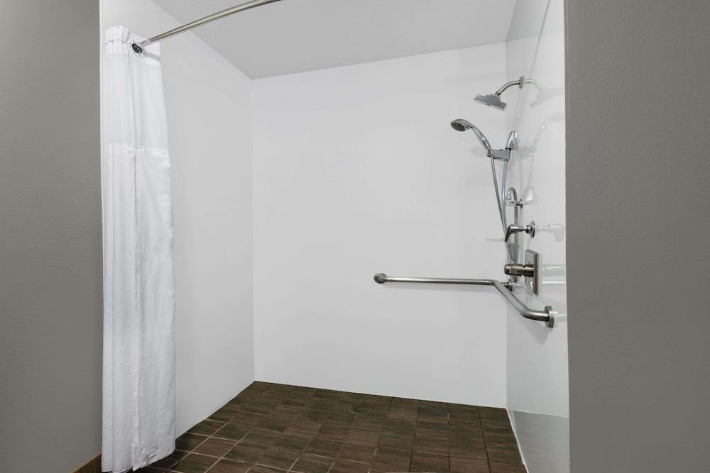 Hotel 1550 photo 5