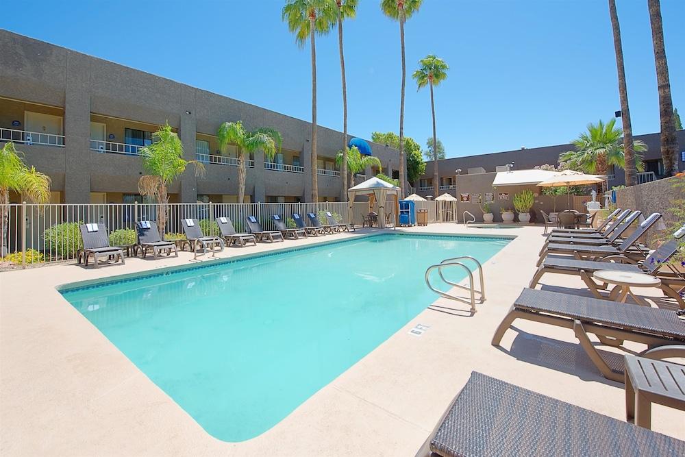 SureStay InnSuites Phoenix Hotel & Suites by Best Western photo 6
