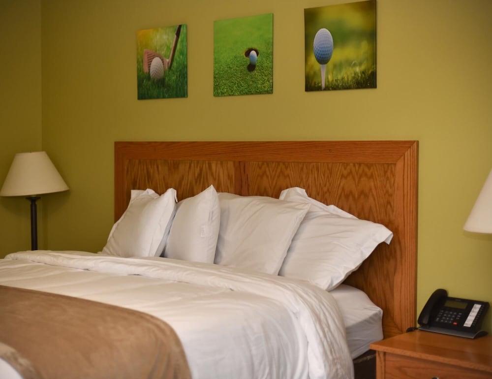 Champions Black Bear Lodge photo 11