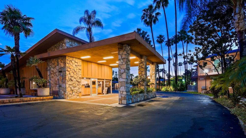 Best Western Pine Tree Motel — hotel in Chino