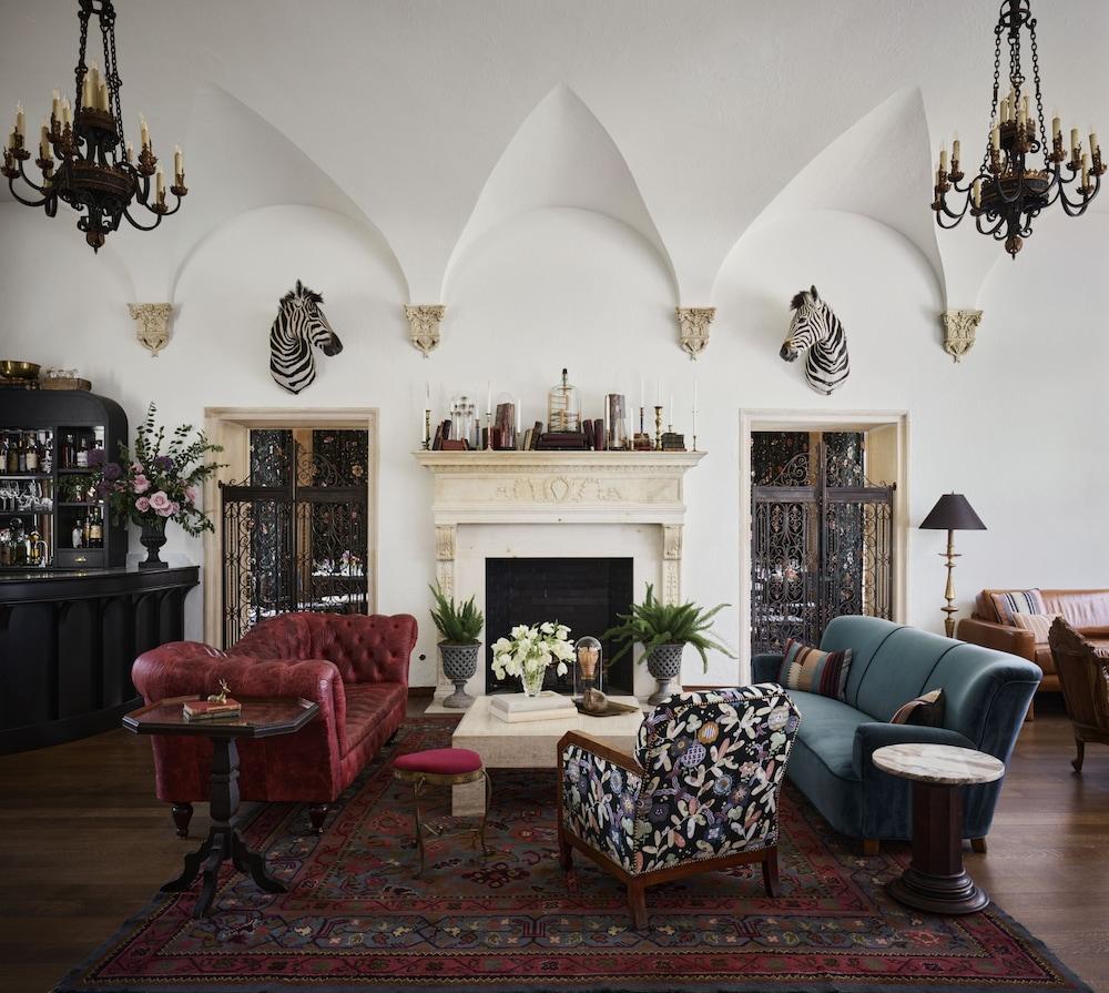 Commodore Perry Estate, Auberge Collection photo 51