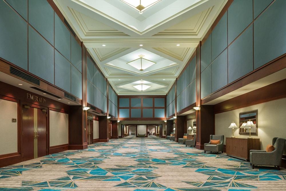 Crowne Plaza Springfield by IHG photo 23