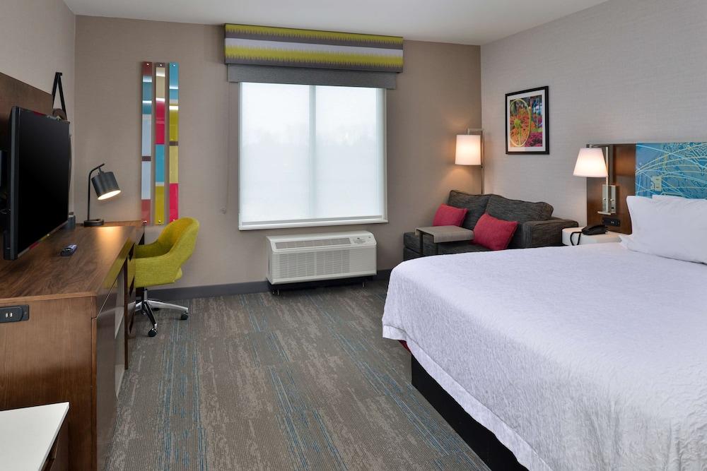 Hampton Inn & Suites Adrian photo 22