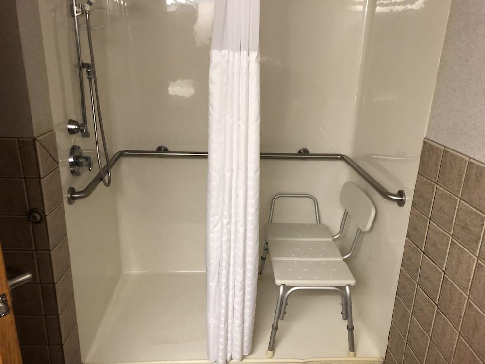 Travelodge Inn & Suites by Wyndham Deadwood photo 30