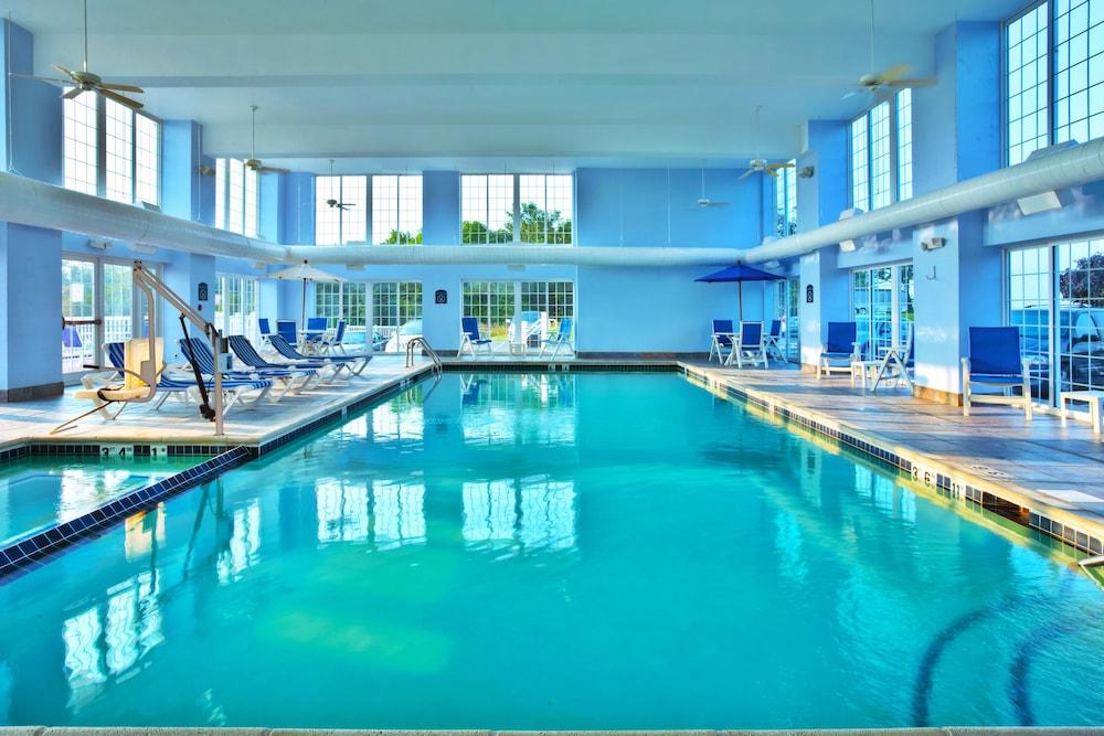 Holiday Inn Express & Suites Petoskey by IHG photo 50
