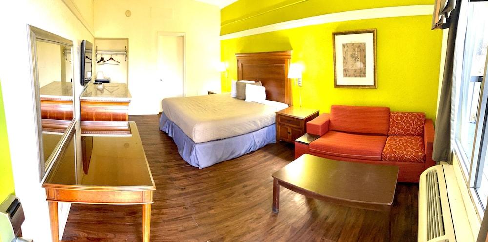 Hotel M Morgantown - WVU Area photo 7