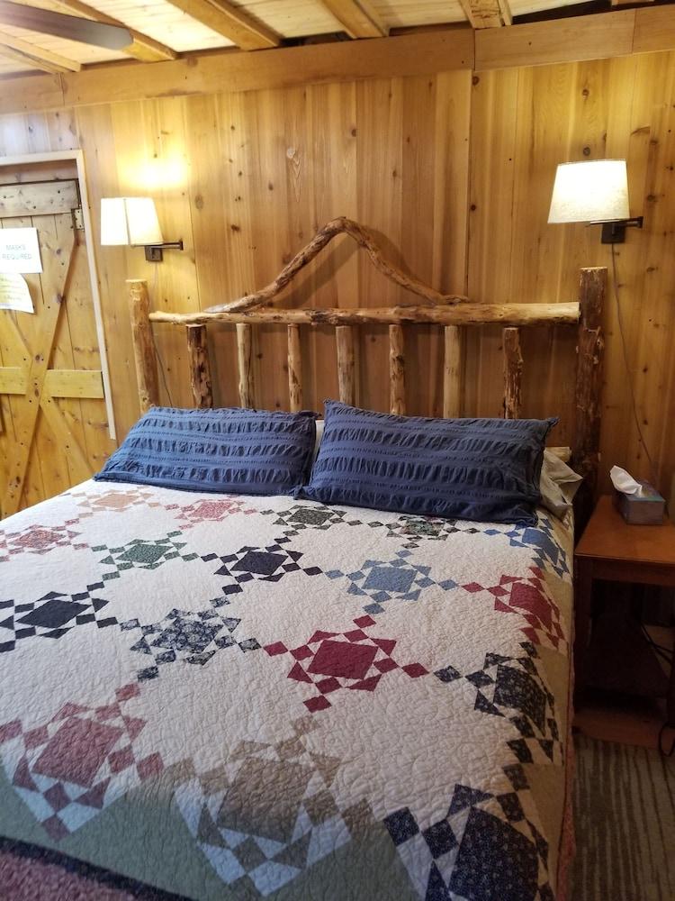 CopperLine Lodge photo 40