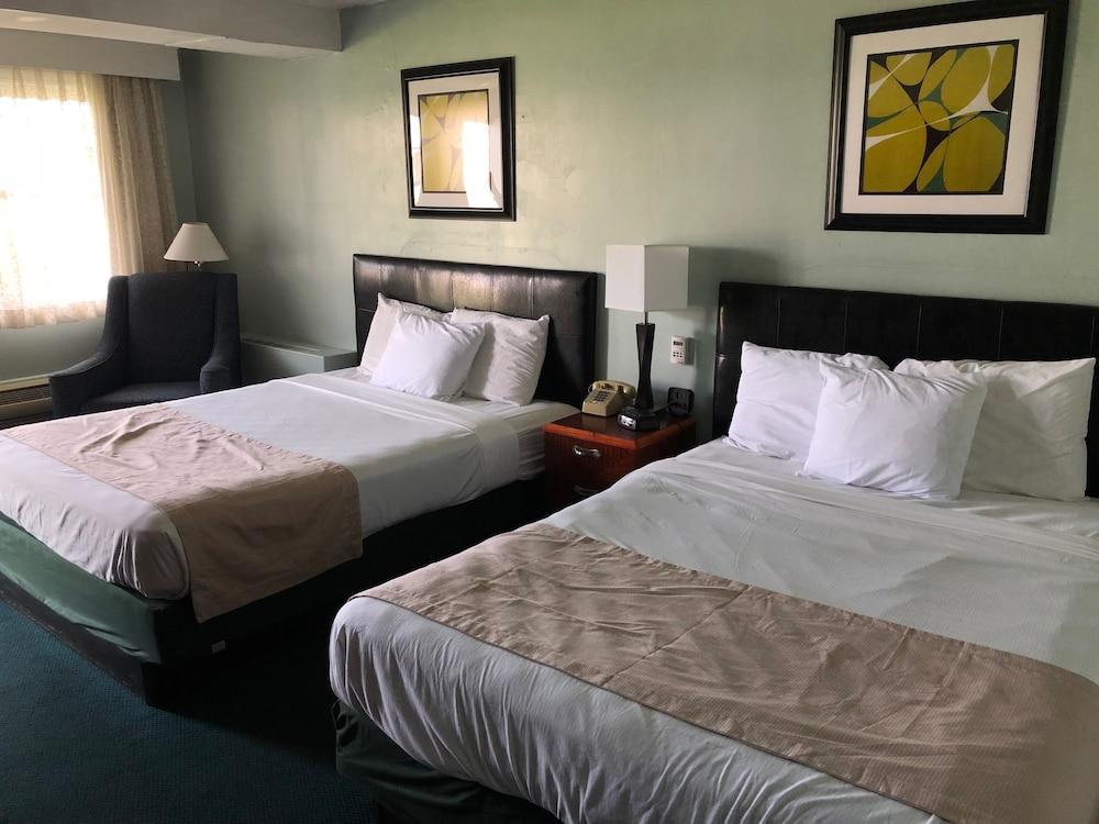 Quality Inn & Suites Auburn I-95 photo 26