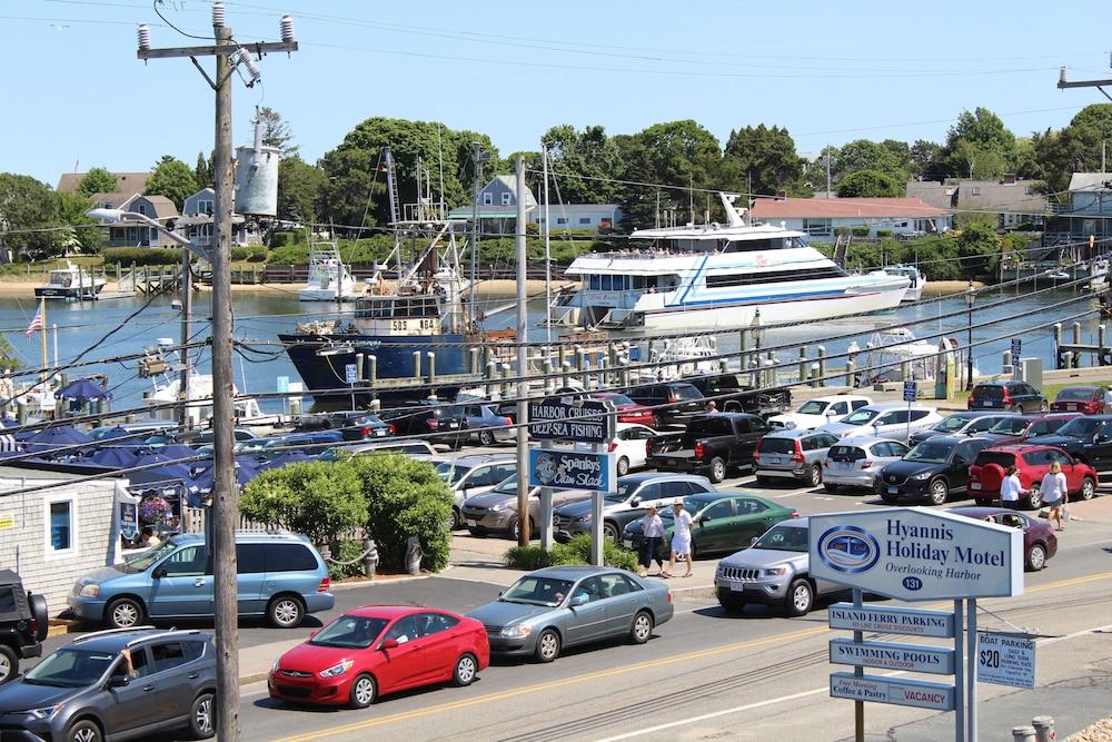 Ocean Street Inn on Hyannis Harbor photo 5