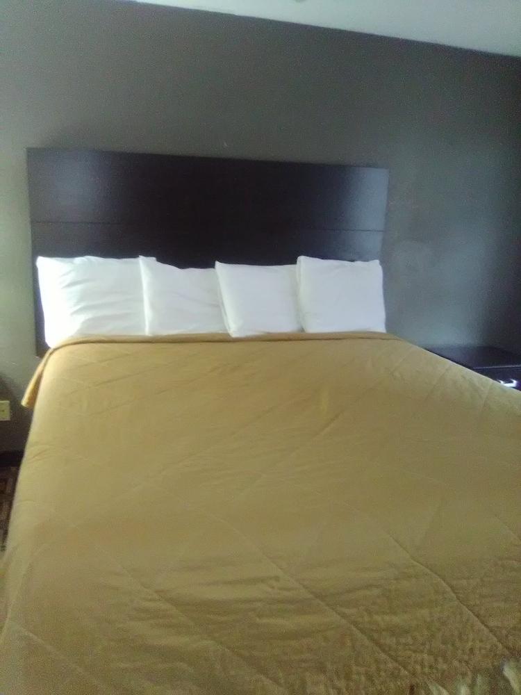 Ameriview Inn and Suites photo 10