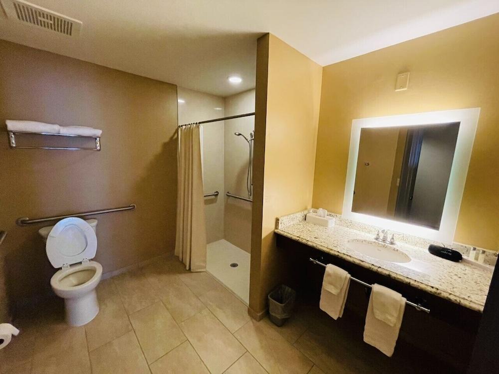 Hotel 27 photo 31
