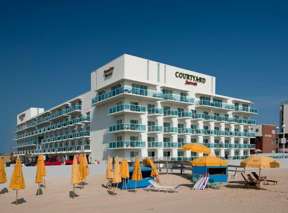 Miramar Condominiums photo 10