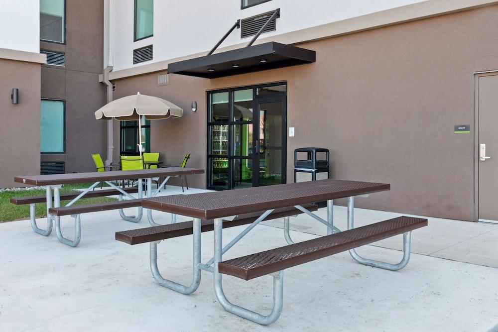 Extended Stay America Premier Suites Port Charlotte I75 photo 20