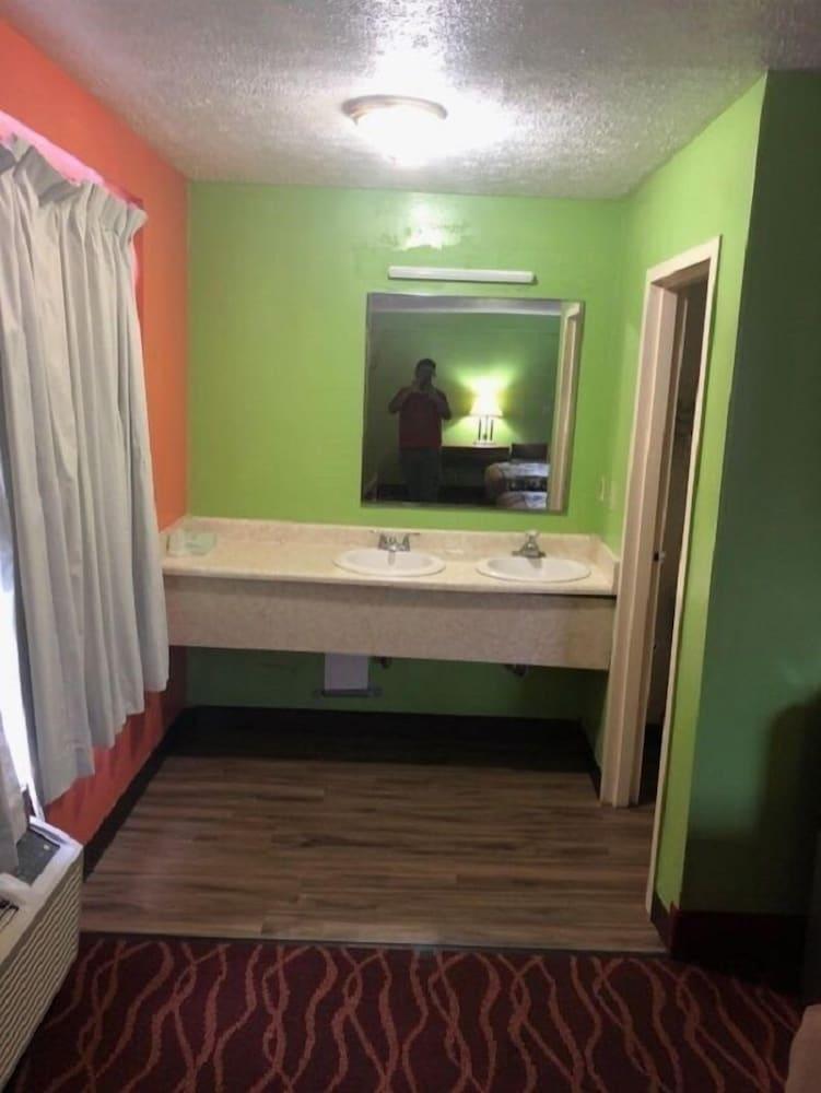 Fort Knox Inn photo 6