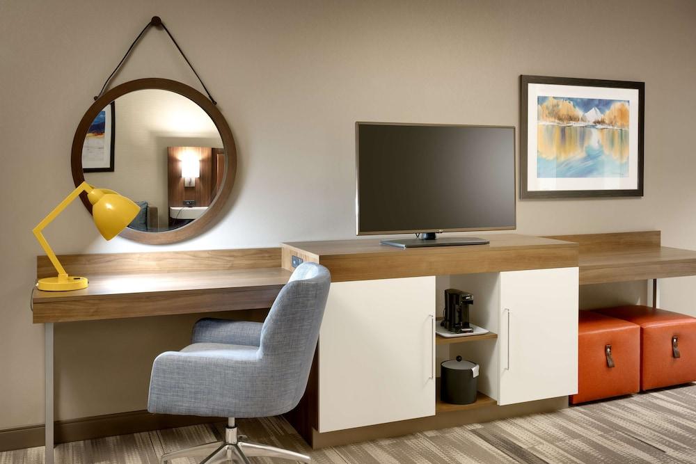 Hampton Inn & Suites Rexburg photo 9