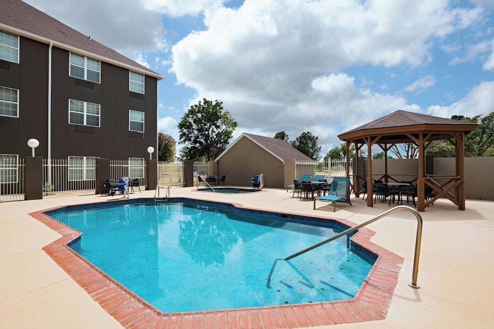 Towneplace Suites By Marriott photo 18