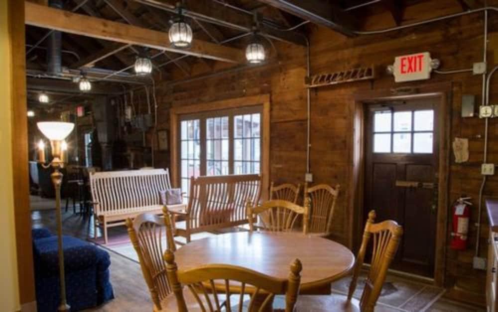 Stone Mill Hotel & Suites photo 91