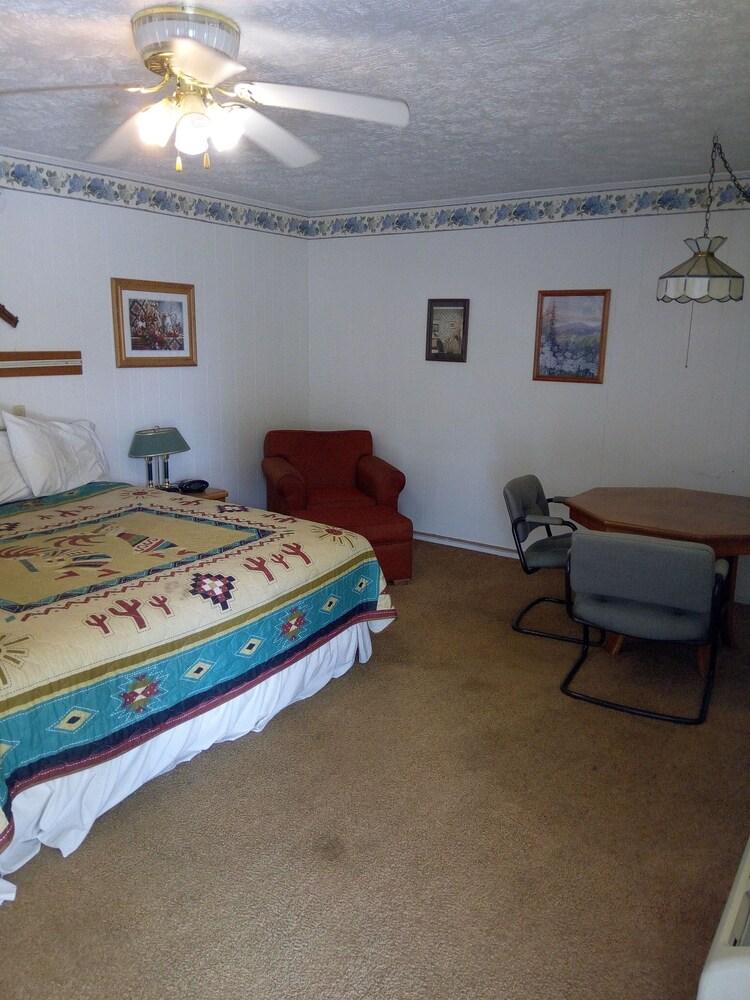 Willard Country Inn photo 2