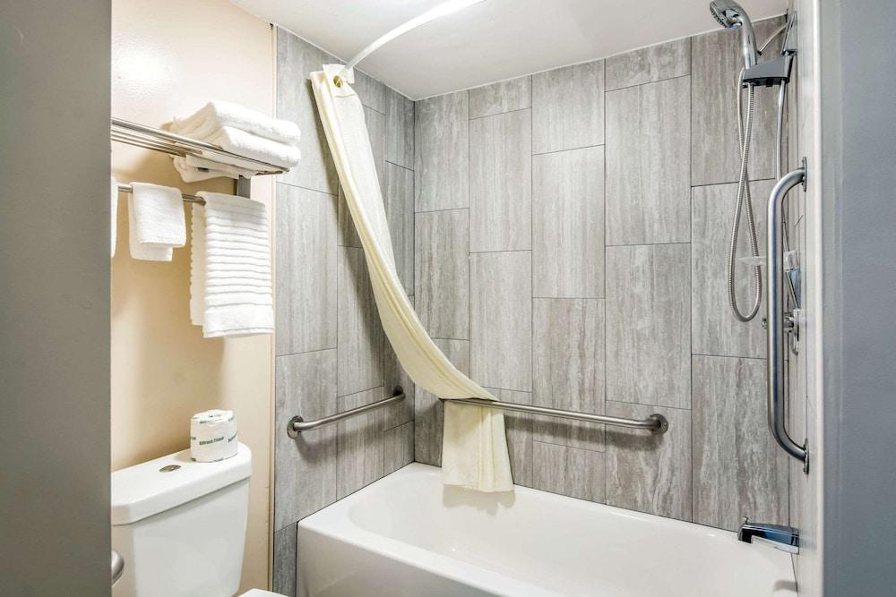 Rodeway Inn Richmond South photo 15