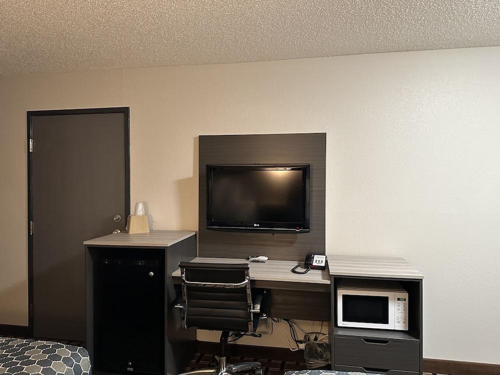 Motel 6 North Sioux City, SD – I-29 North photo 18