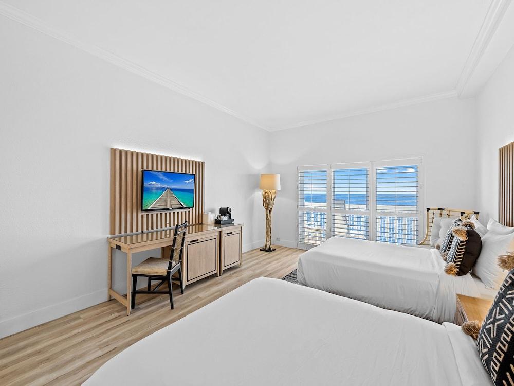 Beachcomber Resort & Club photo 40