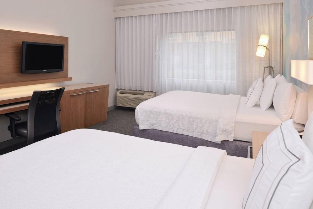 Courtyard by Marriott Beaumont photo 28
