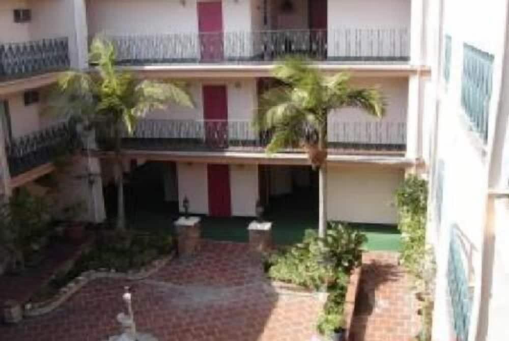 Royal Century Hotel photo 23