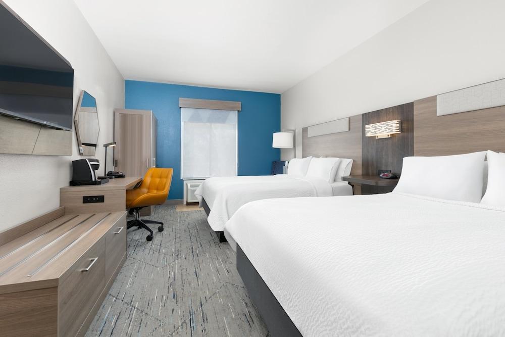 Holiday Inn Express Hotel & Suites Livingston by IHG photo 20