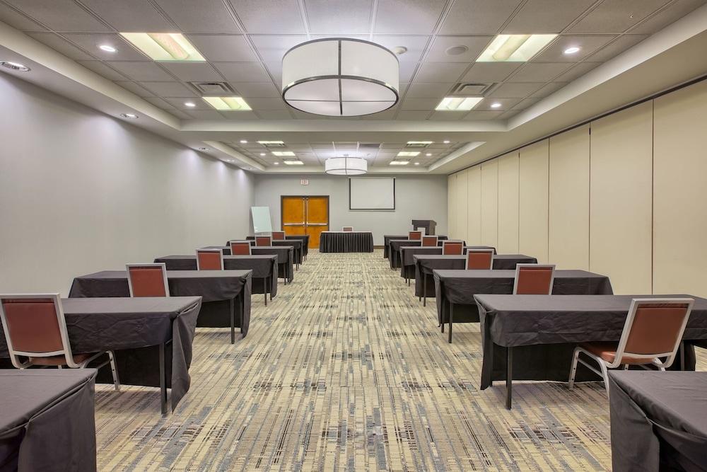 Four Points By Sheraton Raleigh Durham Airport photo 18