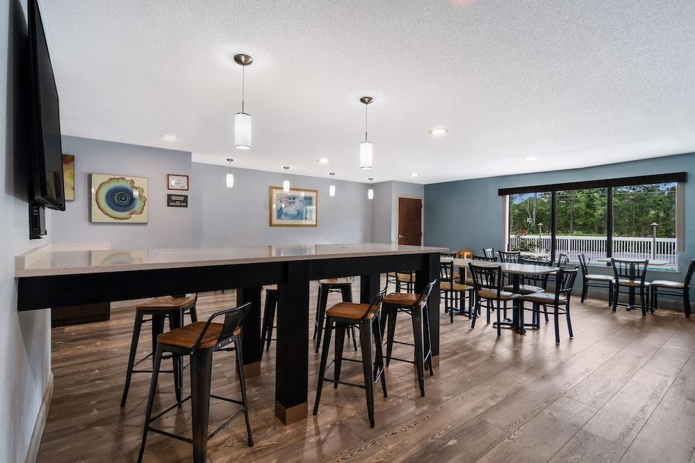 SureStay Plus Hotel by Best Western Tarboro photo 24
