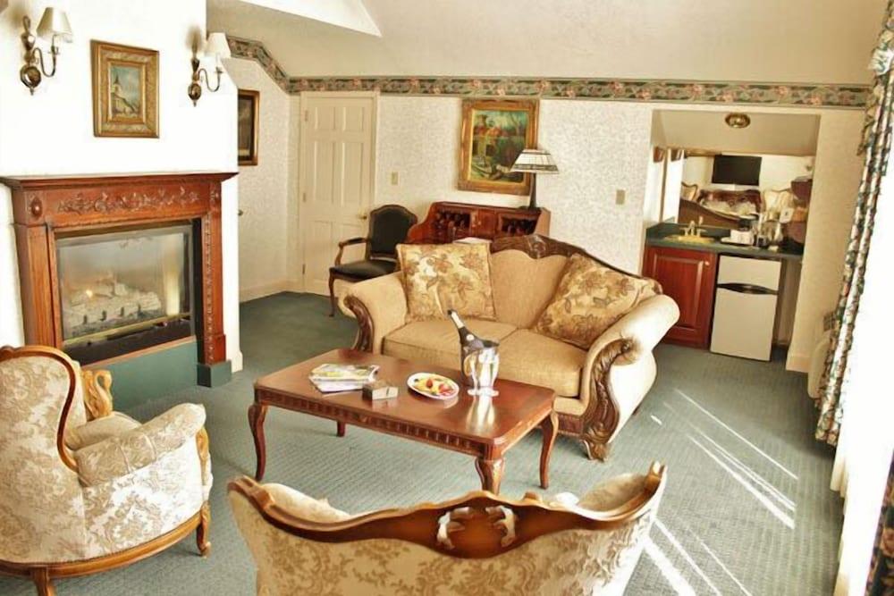 Bavarian Inn photo 14