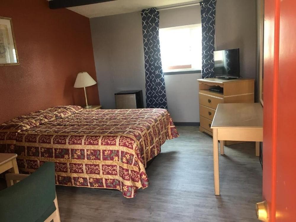 Valley Motel photo 8