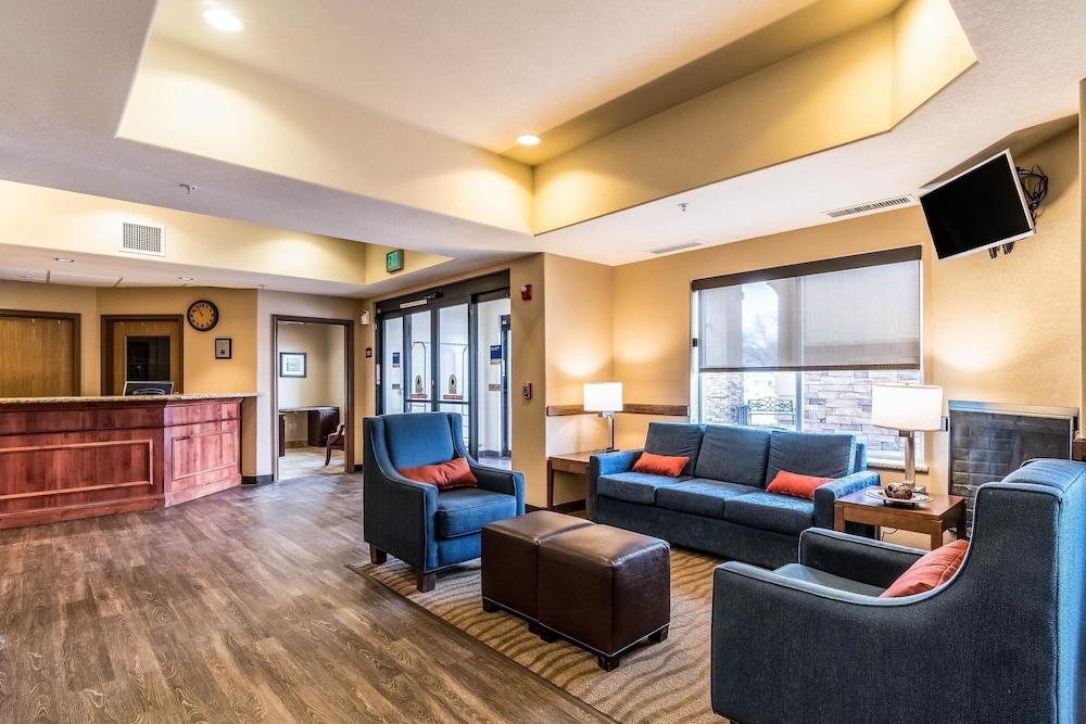 Comfort Inn & Suites Rifle photo 28