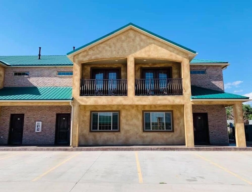 CB&M Executive Suites photo 15