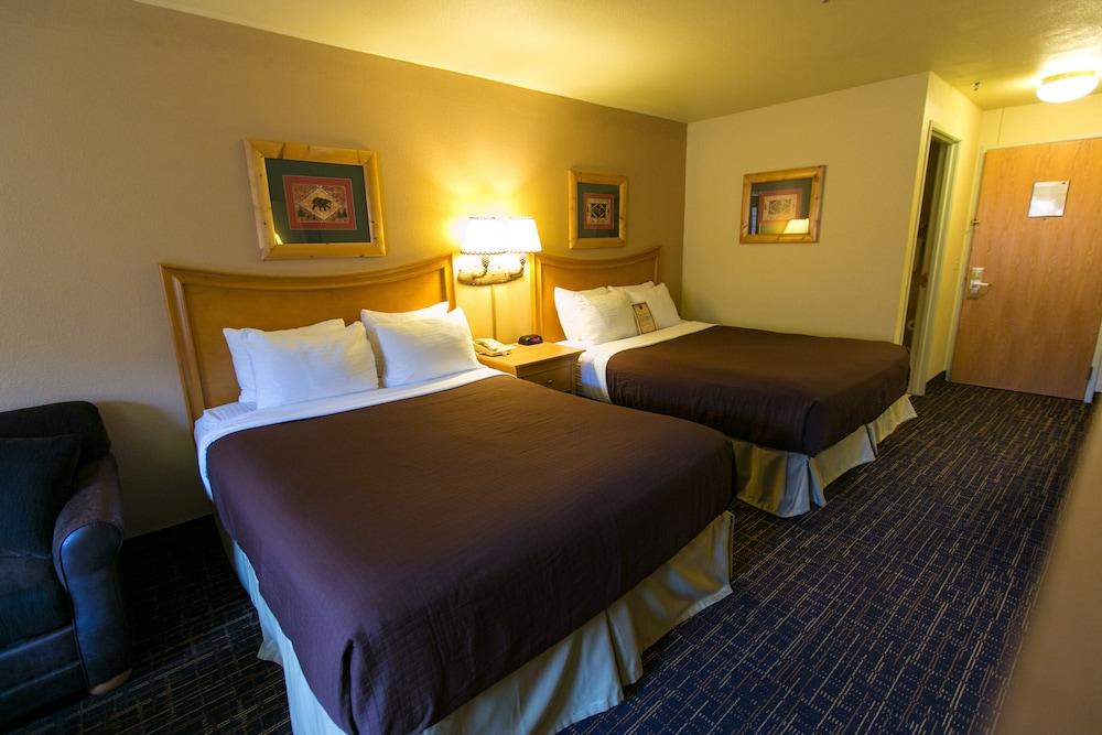 Tundra Lodge photo 14