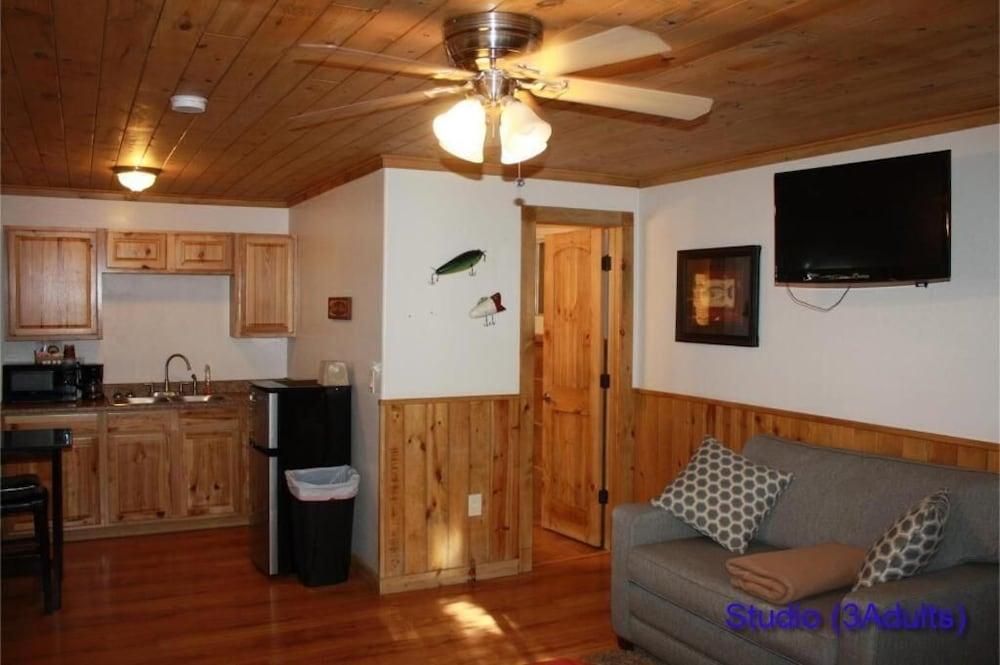 Lumbermens Village photo 13