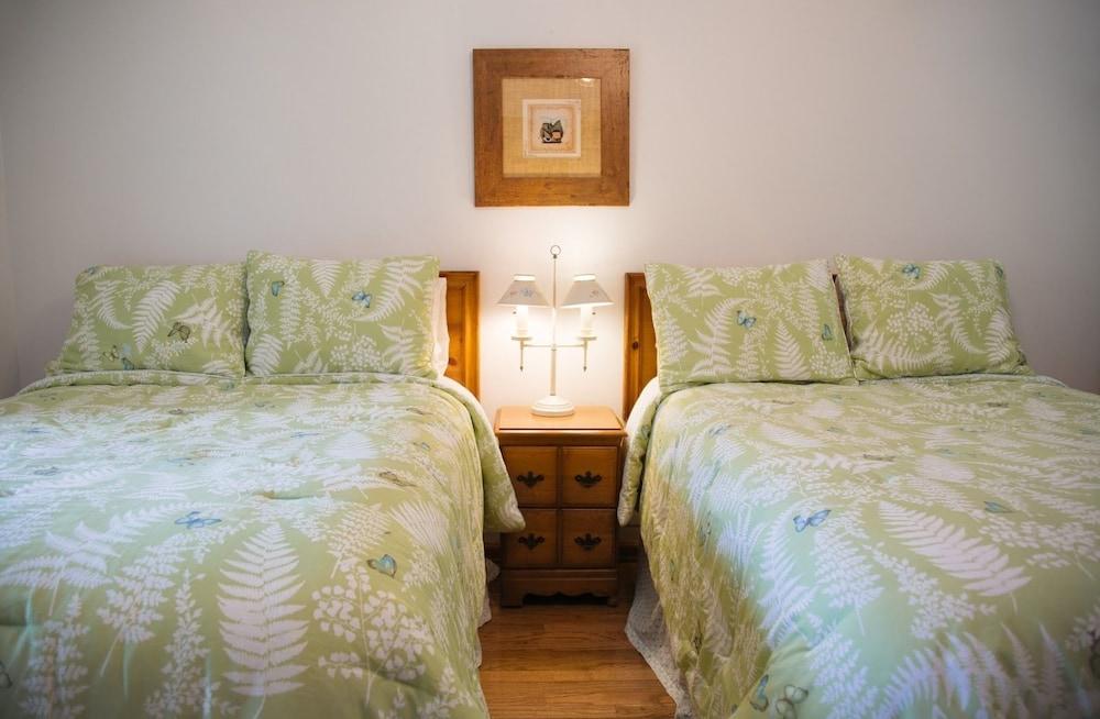 The Homestead Inn photo 5