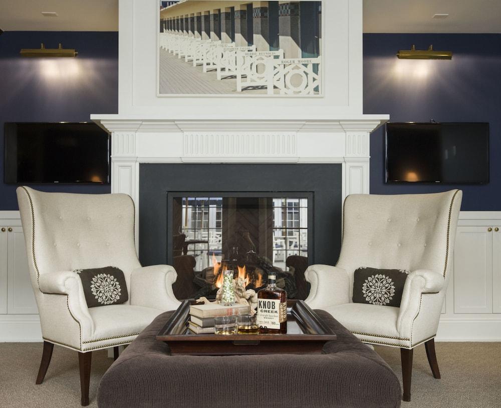 The Quogue Club at Hallock House photo 42
