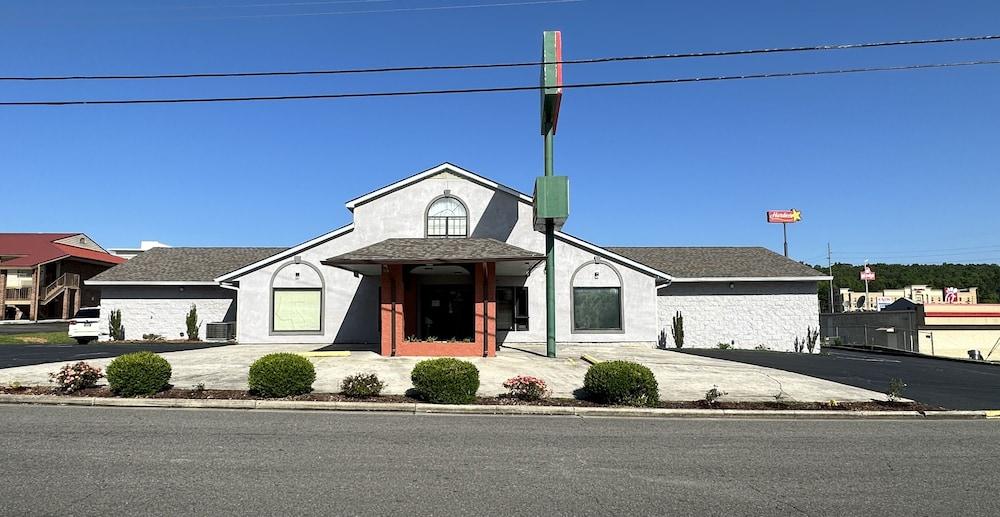 Royal Inn photo 1