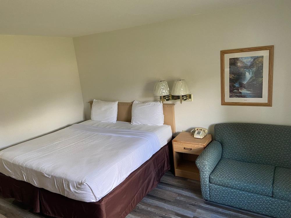 Plymouth Suites Hotel photo 8